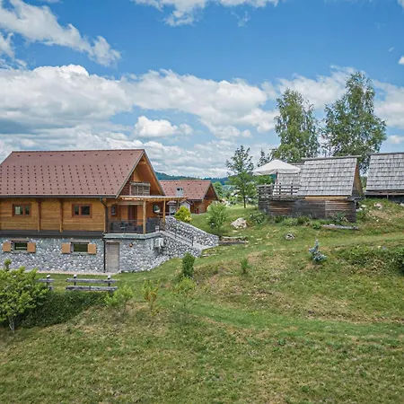 House Of Nature With Sauna And Tents - Happy *