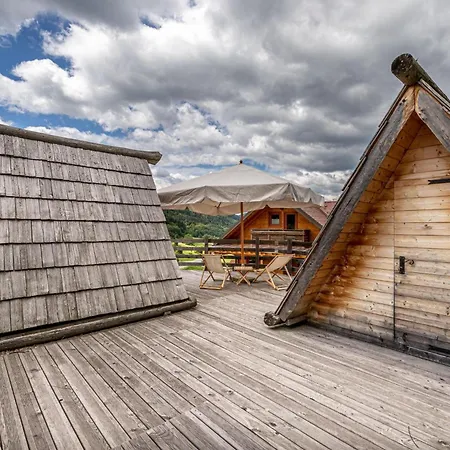 House Of Nature With Sauna And Tents - Happy