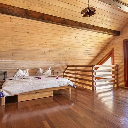 샬레 House Of Nature With Sauna And Tents - Happy Planina pri Sevnici