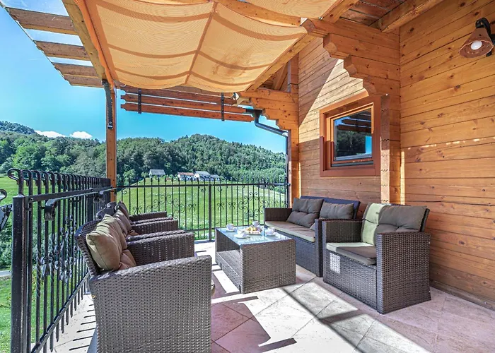 Brvnara House Of Nature With Sauna And Tents - Happy Planina pri Sevnici