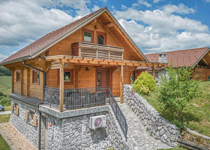 House Of Nature With Sauna And Tents - Happy Planina pri Sevnici